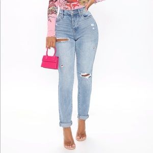 Fashion Nova high rise mom jeans